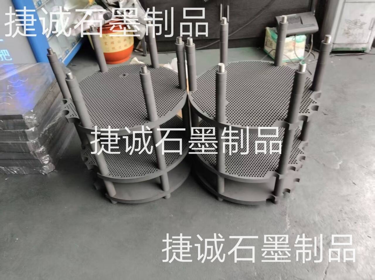 硬質(zhì)合金石墨盤，石墨盤，刀具燒結(jié)石墨盤，石墨盤加工，銅管燒結(jié)石墨盤，燒結(jié)石墨盤，石墨盤加工廠，石墨盤生產(chǎn)廠家